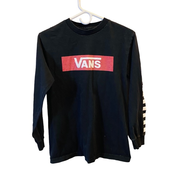 ⭐️ VANS Black Long Sleeved Logo Tee - Picture 1 of 5